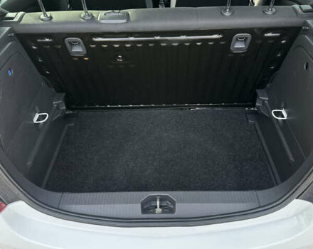 Білий Опель Корса, об'ємом двигуна 1.4 л та пробігом 130 тис. км за 8400 $, фото 25 на Automoto.ua