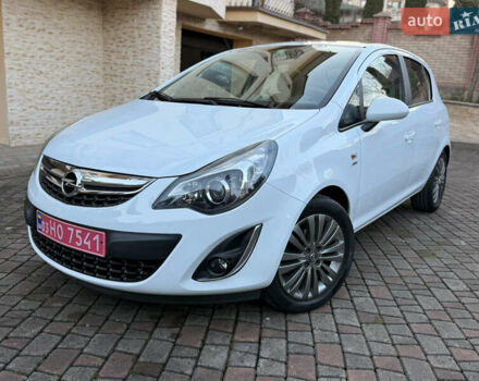Белый Опель Корса, объемом двигателя 1.4 л и пробегом 86 тыс. км за 9100 $, фото 1 на Automoto.ua