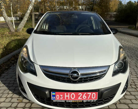 Білий Опель Корса, об'ємом двигуна 1.4 л та пробігом 130 тис. км за 8400 $, фото 2 на Automoto.ua