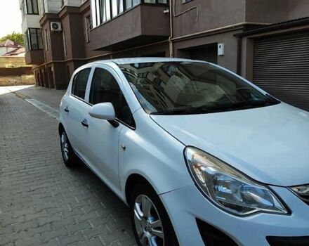 Опель Корса 2014 в Тернополе на Automoto.ua Белый Опель Корса, объемом двигателя 1.3 л и пробегом 262 тыс. км за 6300 $, фото 4 на Automoto.ua