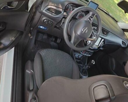 Білий Опель Корса, об'ємом двигуна 1.23 л та пробігом 66 тис. км за 8500 $, фото 9 на Automoto.ua