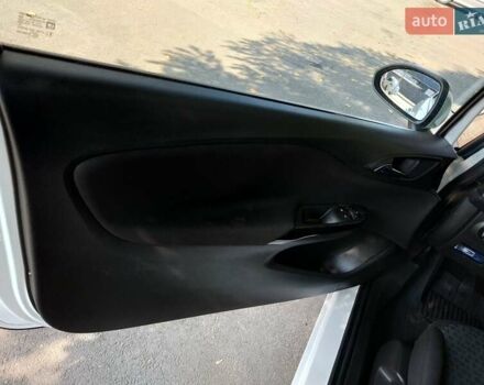 Білий Опель Корса, об'ємом двигуна 1.23 л та пробігом 66 тис. км за 8500 $, фото 8 на Automoto.ua