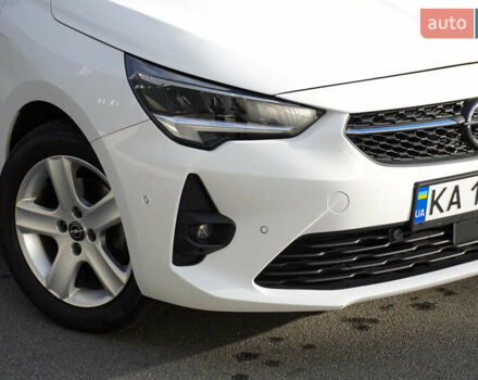 Білий Опель Корса, об'ємом двигуна 1.2 л та пробігом 68 тис. км за 15500 $, фото 3 на Automoto.ua