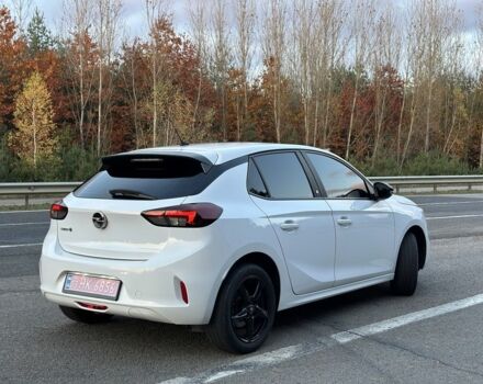 Белый Опель Корса, объемом двигателя 0 л и пробегом 80 тыс. км за 16100 $, фото 3 на Automoto.ua