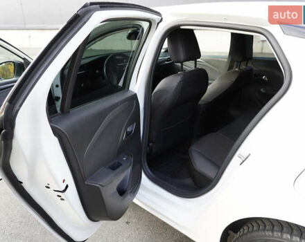 Білий Опель Корса, об'ємом двигуна 1.2 л та пробігом 68 тис. км за 15500 $, фото 10 на Automoto.ua