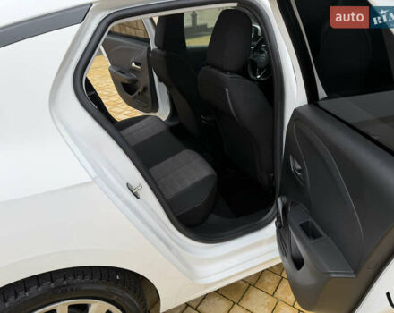 Белый Опель Корса, объемом двигателя 0 л и пробегом 57 тыс. км за 12992 $, фото 18 на Automoto.ua