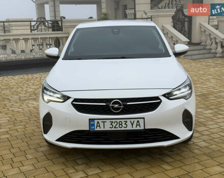 Белый Опель Корса, объемом двигателя 0 л и пробегом 57 тыс. км за 12992 $, фото 1 на Automoto.ua