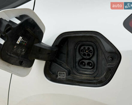 Белый Опель Корса, объемом двигателя 0 л и пробегом 57 тыс. км за 12992 $, фото 22 на Automoto.ua