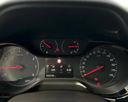 Белый Опель Корса, объемом двигателя 1.2 л и пробегом 44 тыс. км за 12300 $, фото 7 на Automoto.ua