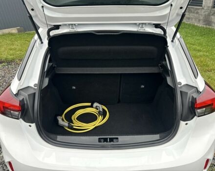 Белый Опель Корса, объемом двигателя 0 л и пробегом 175 тыс. км за 12100 $, фото 22 на Automoto.ua