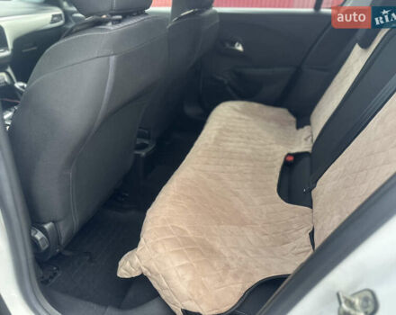 Белый Опель Корса, объемом двигателя 1.2 л и пробегом 44 тыс. км за 12500 $, фото 7 на Automoto.ua