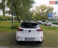 Белый Опель Корса, объемом двигателя 1.2 л и пробегом 36 тыс. км за 16500 $, фото 6 на Automoto.ua