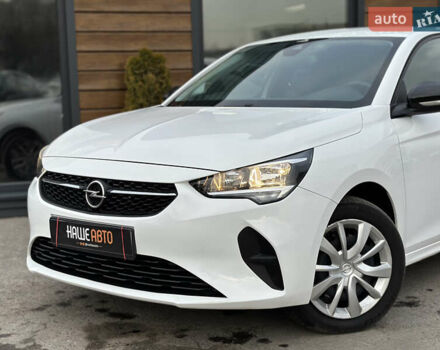 Белый Опель Корса, объемом двигателя 0 л и пробегом 39 тыс. км за 13899 $, фото 2 на Automoto.ua