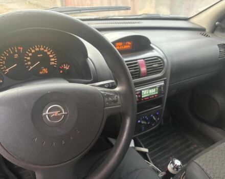 Белый Опель Корса, объемом двигателя 1.2 л и пробегом 199 тыс. км за 1550 $, фото 5 на Automoto.ua