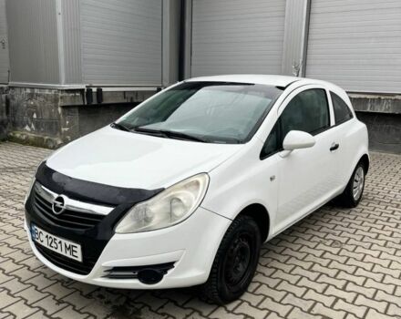 Белый Опель Корса, объемом двигателя 1.2 л и пробегом 340 тыс. км за 2950 $, фото 5 на Automoto.ua