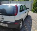 Белый Опель Корса, объемом двигателя 0 л и пробегом 250 тыс. км за 3000 $, фото 1 на Automoto.ua