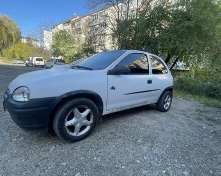 Опель Корса 1995 в Ивано-Франковске на Automoto.ua Белый Опель Корса, объемом двигателя 1.2 л и пробегом 210 тыс. км за 1850 $, фото 1 на Automoto.ua