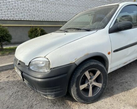 Белый Опель Корса, объемом двигателя 1 л и пробегом 175 тыс. км за 1250 $, фото 1 на Automoto.ua