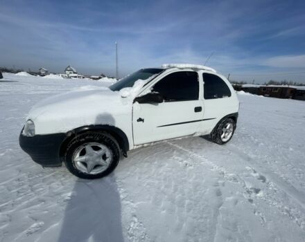 Белый Опель Корса, объемом двигателя 1.2 л и пробегом 230 тыс. км за 1350 $, фото 1 на Automoto.ua