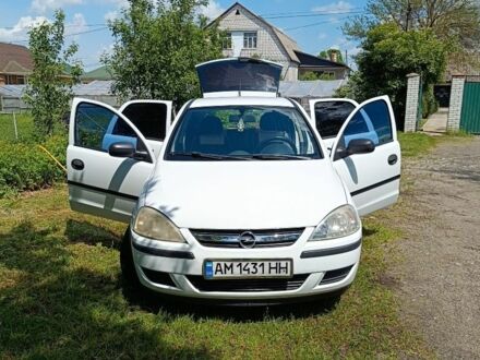 Опель Корса 2006 в Житомире на Automoto.ua Белый Опель Корса, объемом двигателя 1.2 л и пробегом 158 тыс. км за 3700 $, фото 1 на Automoto.ua