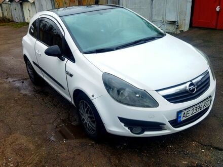 Білий Опель Корса, об'ємом двигуна 1.2 л та пробігом 268 тис. км за 3500 $, фото 1 на Automoto.ua