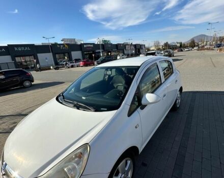 Белый Опель Корса, объемом двигателя 1.2 л и пробегом 171 тыс. км за 4174 $, фото 1 на Automoto.ua