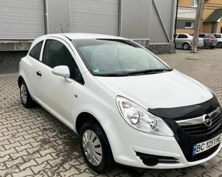 Белый Опель Корса, объемом двигателя 1.2 л и пробегом 340 тыс. км за 2950 $, фото 1 на Automoto.ua