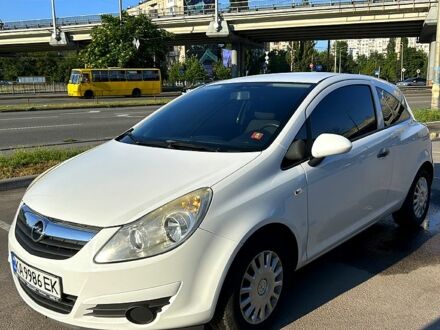Опель Корса 2009 в Буче на Automoto.ua Белый Опель Корса, объемом двигателя 10 л и пробегом 140 тыс. км за 3500 $, фото 1 на Automoto.ua