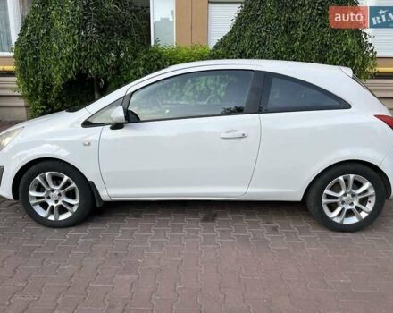 Белый Опель Корса, объемом двигателя 1.25 л и пробегом 257 тыс. км за 5500 $, фото 1 на Automoto.ua