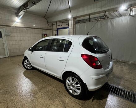 Белый Опель Корса, объемом двигателя 1.4 л и пробегом 134 тыс. км за 6200 $, фото 1 на Automoto.ua