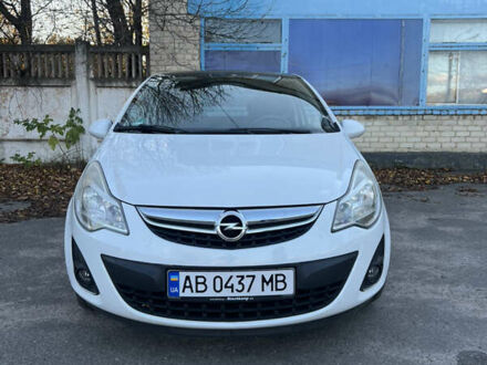 Опель Корса 2011 в Виннице на Automoto.ua Белый Опель Корса, объемом двигателя 1.4 л и пробегом 233 тыс. км за 6000 $, фото 1 на Automoto.ua