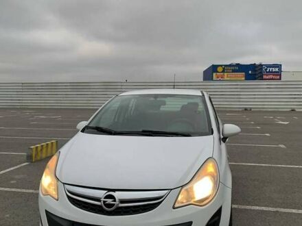 Білий Опель Корса, об'ємом двигуна 1.23 л та пробігом 221 тис. км за 5500 $, фото 1 на Automoto.ua