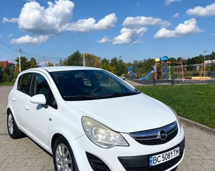 Белый Опель Корса, объемом двигателя 1.2 л и пробегом 231 тыс. км за 5200 $, фото 1 на Automoto.ua