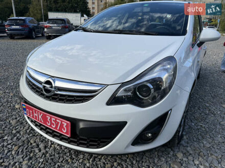 Белый Опель Корса, объемом двигателя 0 л и пробегом 79 тыс. км за 7999 $, фото 1 на Automoto.ua