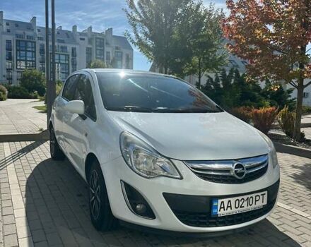 Білий Опель Корса, об'ємом двигуна 1.23 л та пробігом 130 тис. км за 5700 $, фото 1 на Automoto.ua