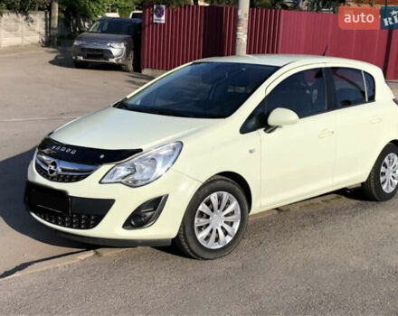 Білий Опель Корса, об'ємом двигуна 1.28 л та пробігом 85 тис. км за 7500 $, фото 1 на Automoto.ua