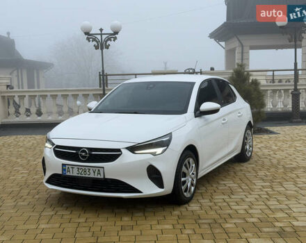 Белый Опель Корса, объемом двигателя 0 л и пробегом 57 тыс. км за 12992 $, фото 1 на Automoto.ua