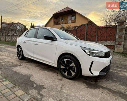 Белый Опель Корса, объемом двигателя 0 л и пробегом 16 тыс. км за 14200 $, фото 1 на Automoto.ua