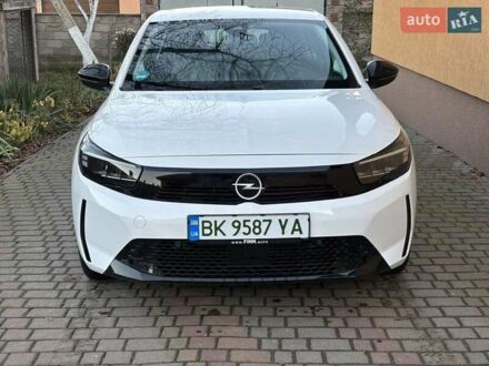 Білий Опель Корса, об'ємом двигуна 0 л та пробігом 16 тис. км за 14800 $, фото 1 на Automoto.ua