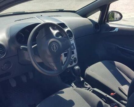 Бежевый Опель Корса, объемом двигателя 1 л и пробегом 200 тыс. км за 3700 $, фото 2 на Automoto.ua