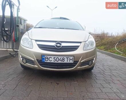 Бежевый Опель Корса, объемом двигателя 1 л и пробегом 330 тыс. км за 4300 $, фото 1 на Automoto.ua