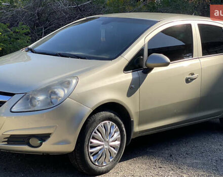 Бежевый Опель Корса, объемом двигателя 1.4 л и пробегом 300 тыс. км за 4000 $, фото 1 на Automoto.ua