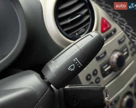 Бежевый Опель Корса, объемом двигателя 1.23 л и пробегом 142 тыс. км за 5300 $, фото 16 на Automoto.ua