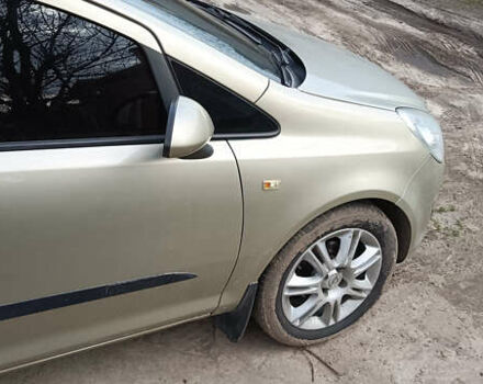 Бежевый Опель Корса, объемом двигателя 1.23 л и пробегом 139 тыс. км за 4200 $, фото 3 на Automoto.ua