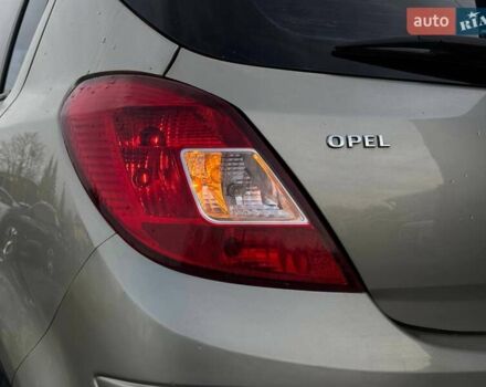 Бежевый Опель Корса, объемом двигателя 1.23 л и пробегом 142 тыс. км за 5300 $, фото 29 на Automoto.ua