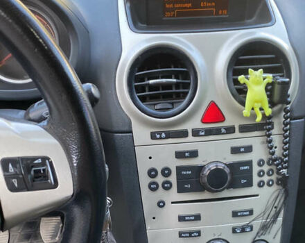 Бежевый Опель Корса, объемом двигателя 1.4 л и пробегом 300 тыс. км за 4000 $, фото 6 на Automoto.ua