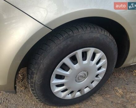 Бежевий Опель Корса, об'ємом двигуна 1.23 л та пробігом 170 тис. км за 4200 $, фото 7 на Automoto.ua