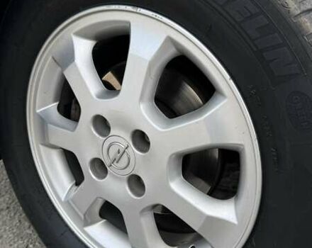 Бежевий Опель Корса, об'ємом двигуна 1.23 л та пробігом 197 тис. км за 5000 $, фото 3 на Automoto.ua