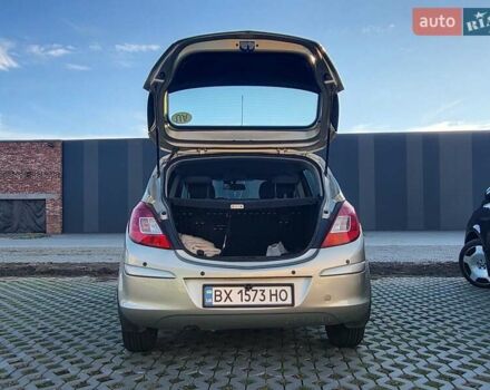 Бежевий Опель Корса, об'ємом двигуна 1.2 л та пробігом 155 тис. км за 5000 $, фото 9 на Automoto.ua