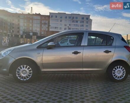 Бежевий Опель Корса, об'ємом двигуна 1.2 л та пробігом 155 тис. км за 5000 $, фото 1 на Automoto.ua